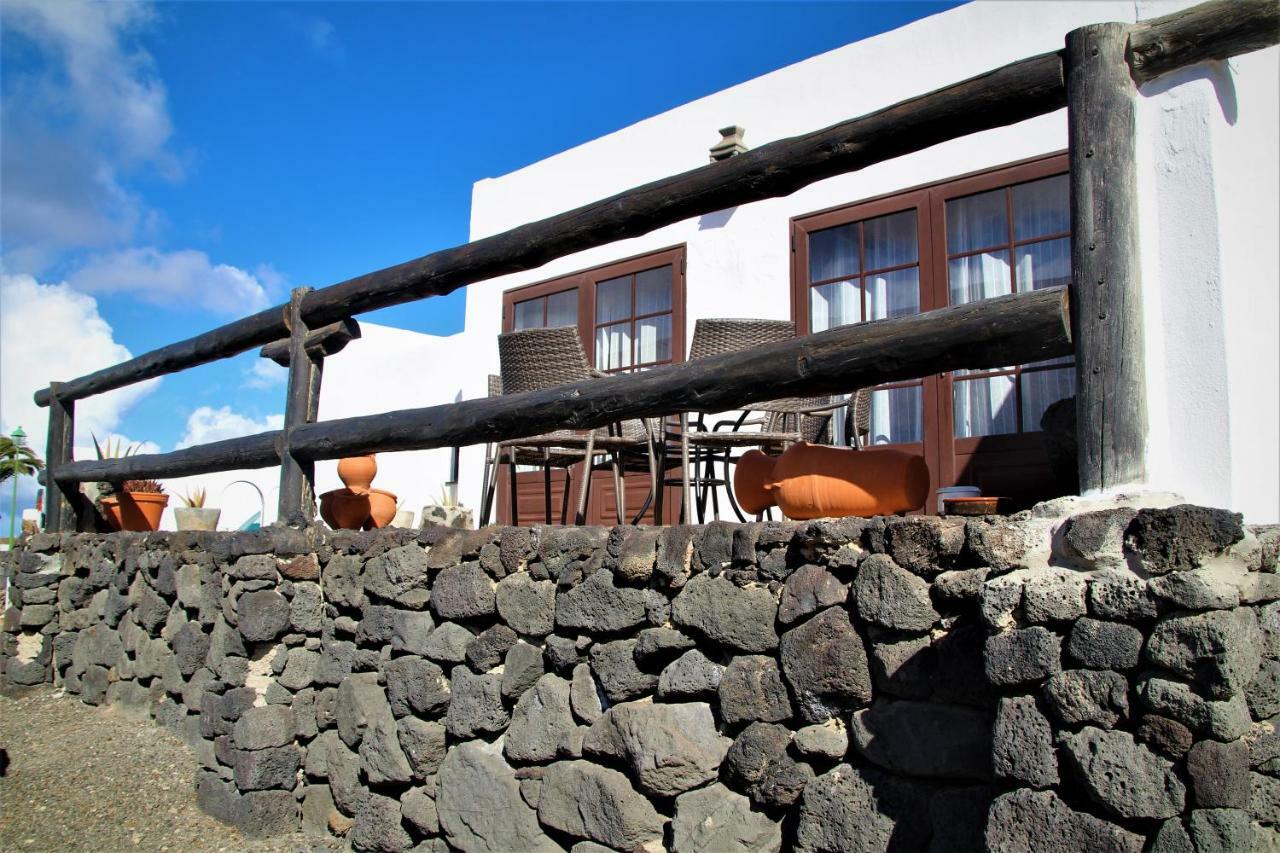 Casa Caldera Guiguan Villa Tinajo Exteriör bild